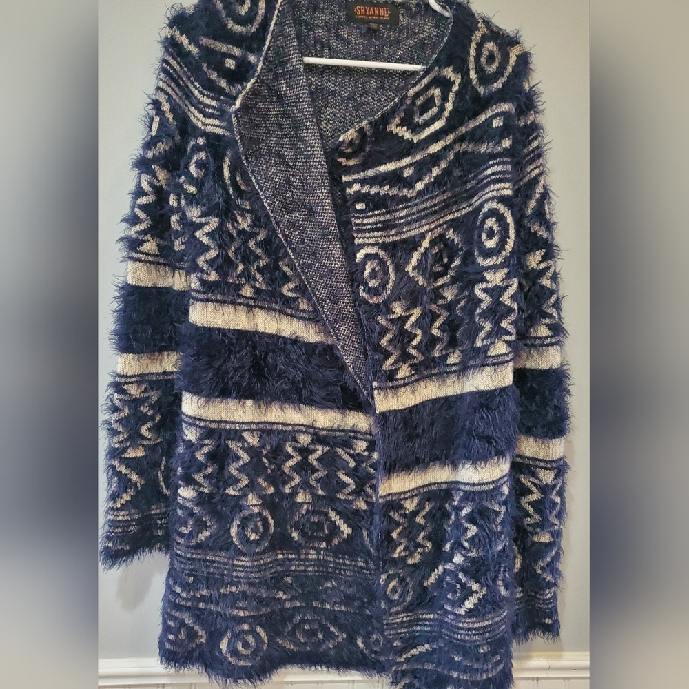 Shyanne open front cardigan.  Woman's western wear in a size XS.